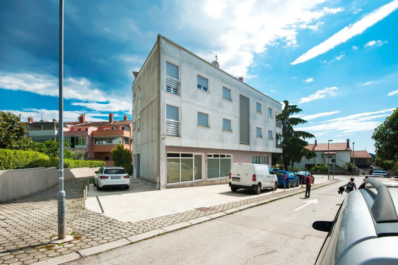 Apartment Canna โรวีน ภายนอก รูปภาพ
