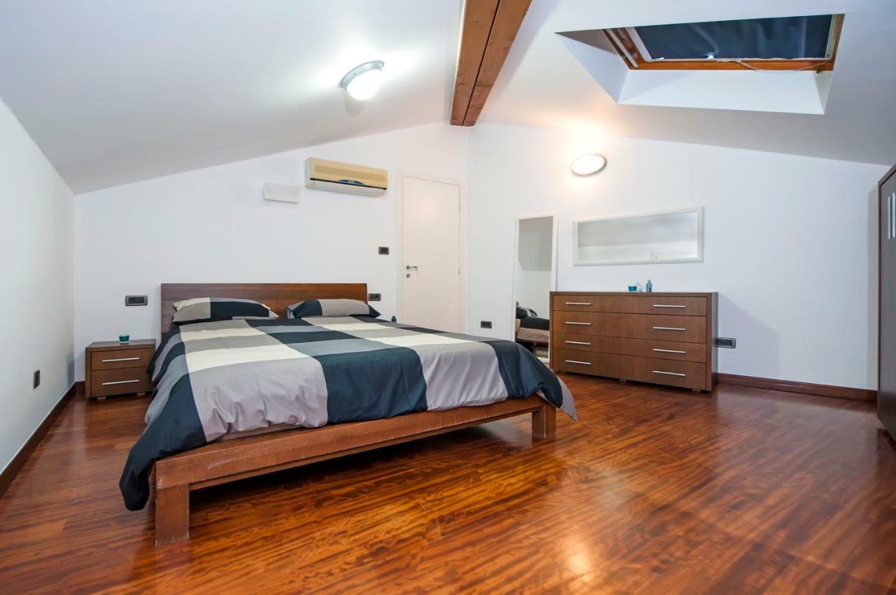 Apartment Canna โรวีน ภายนอก รูปภาพ