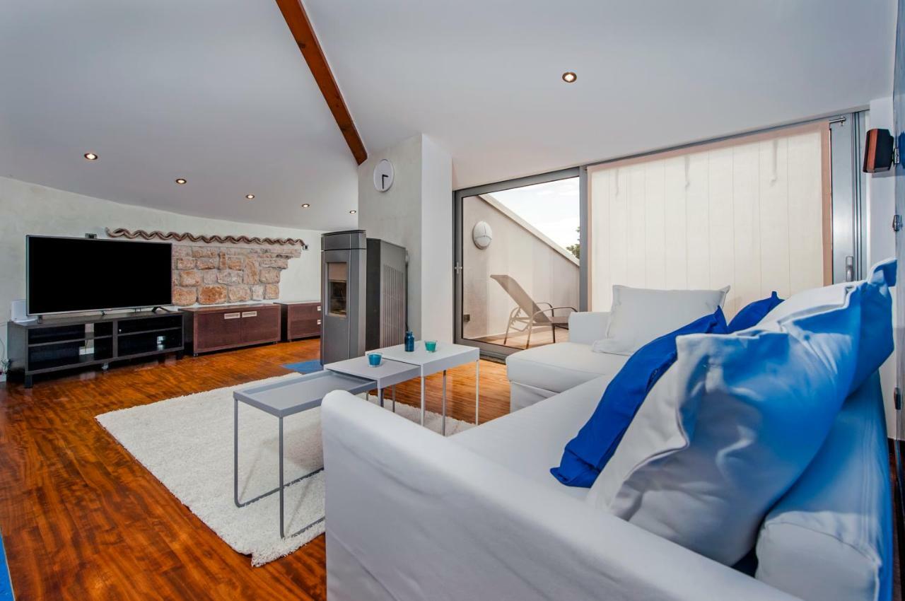 Apartment Canna โรวีน ภายนอก รูปภาพ